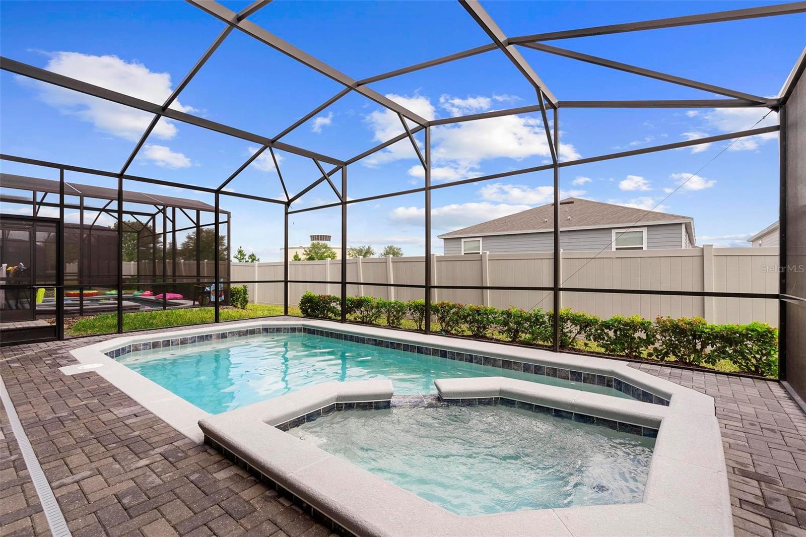 Image 47 of 63 For 3413 Lilac  