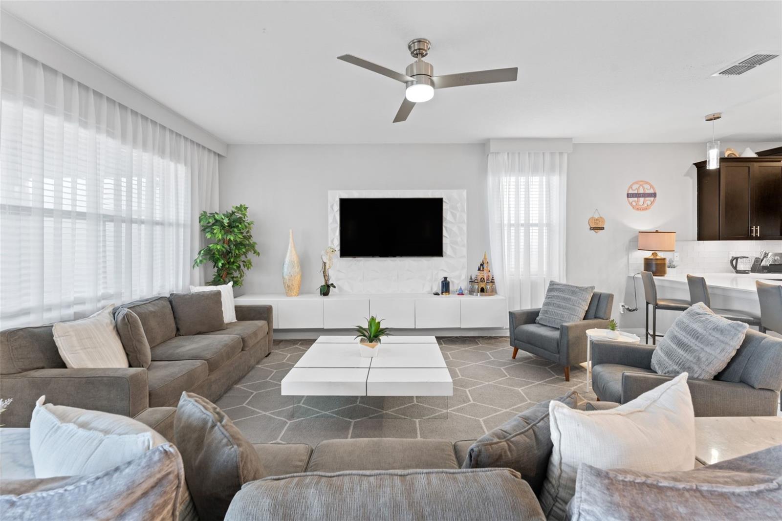 Image 11 of 53 For 2933 Fable Street