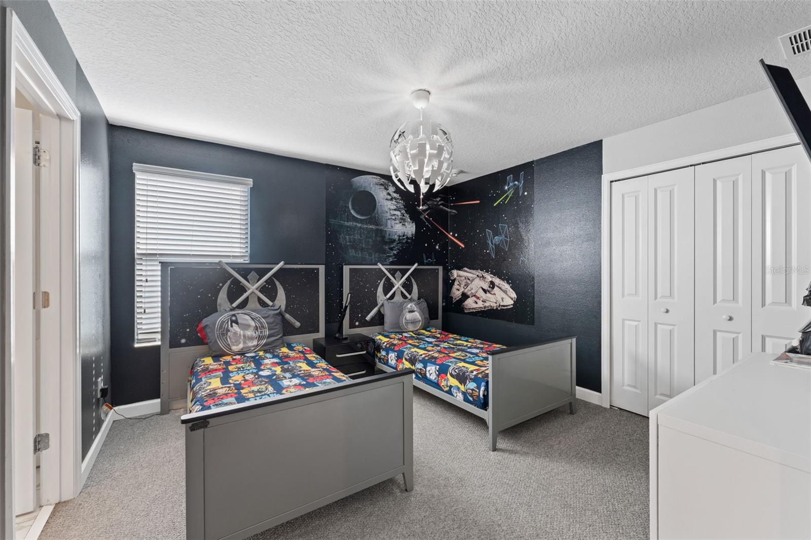 Image 38 of 53 For 2933 Fable Street