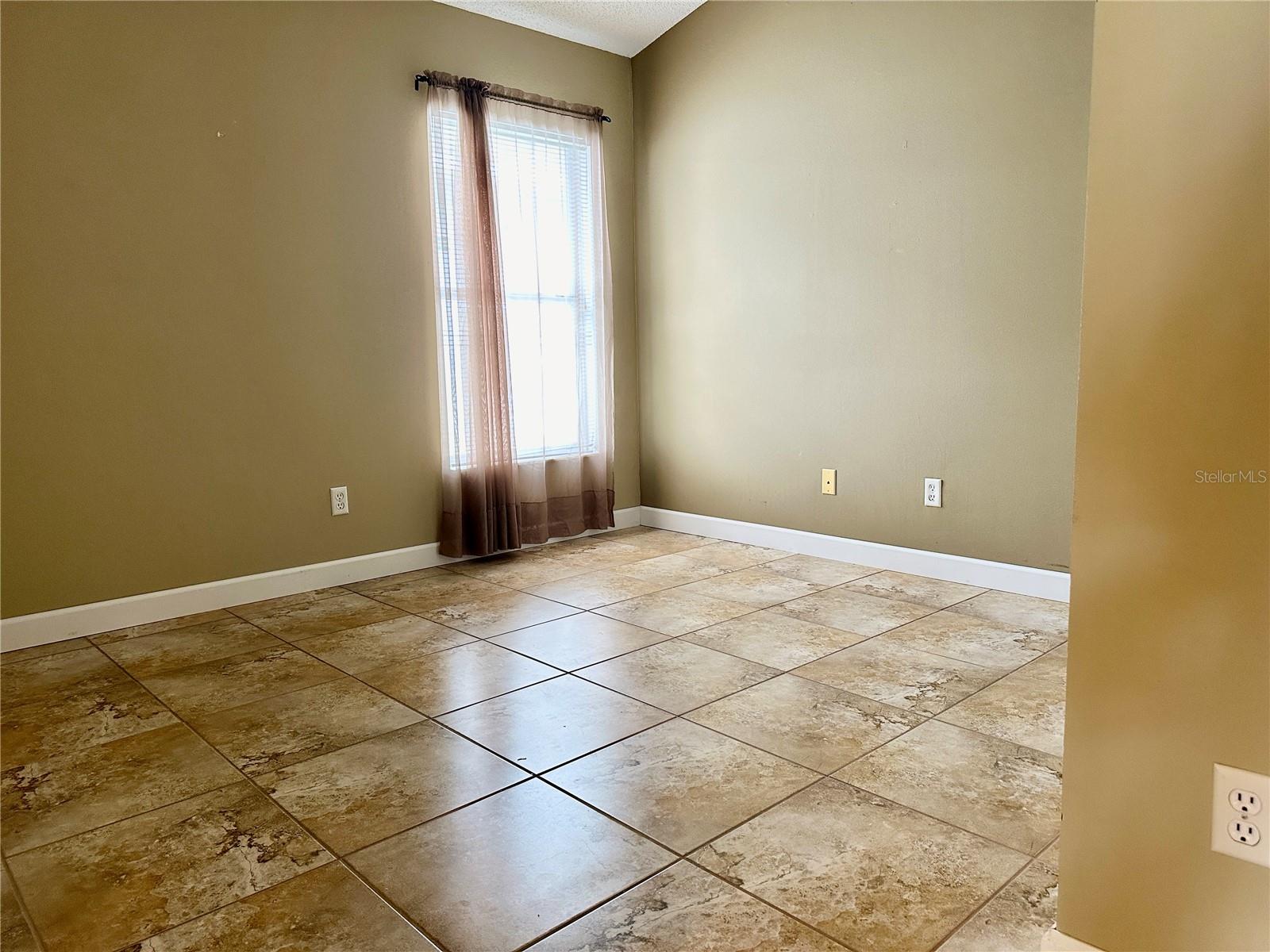 Image 24 of 52 For 13322 Heron Cove Drive