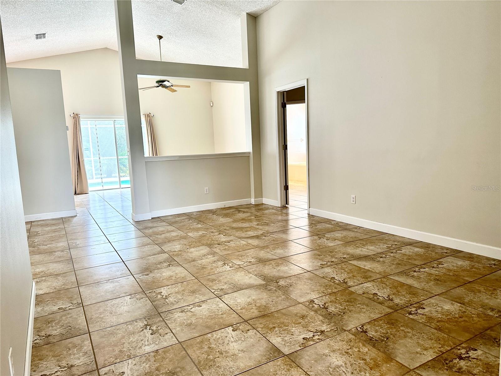 Image 6 of 52 For 13322 Heron Cove Drive