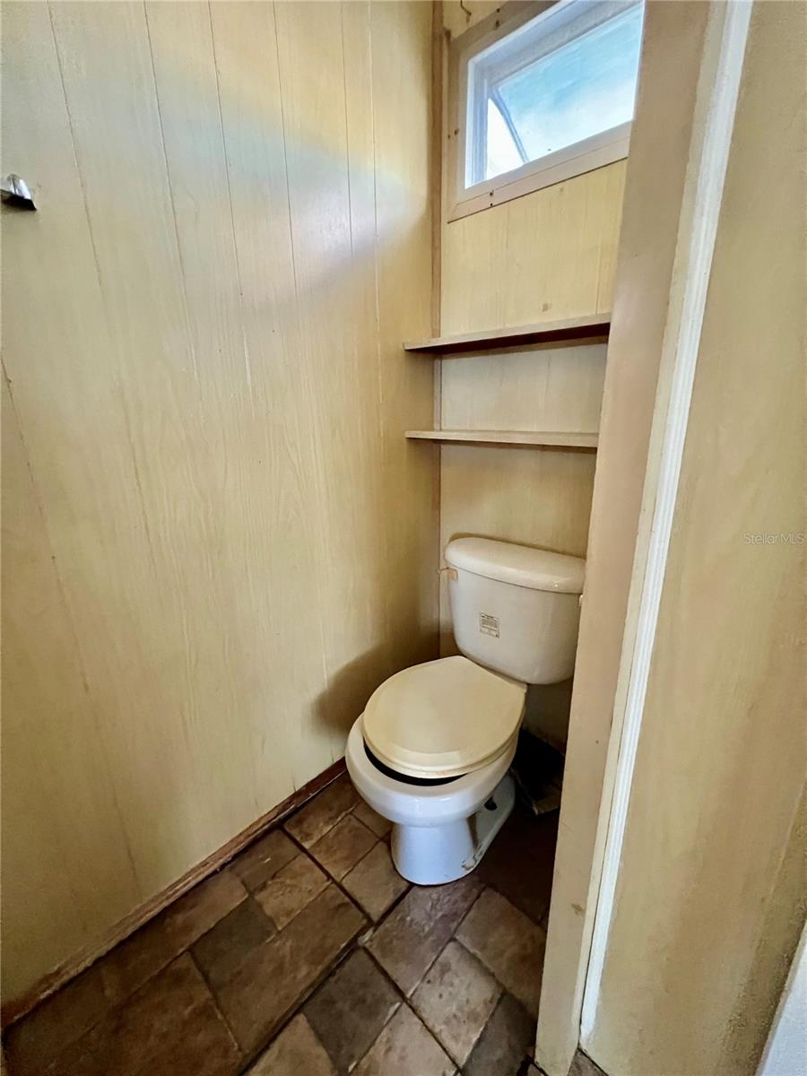 Image 18 of 33 For 2047 Kepner Drive