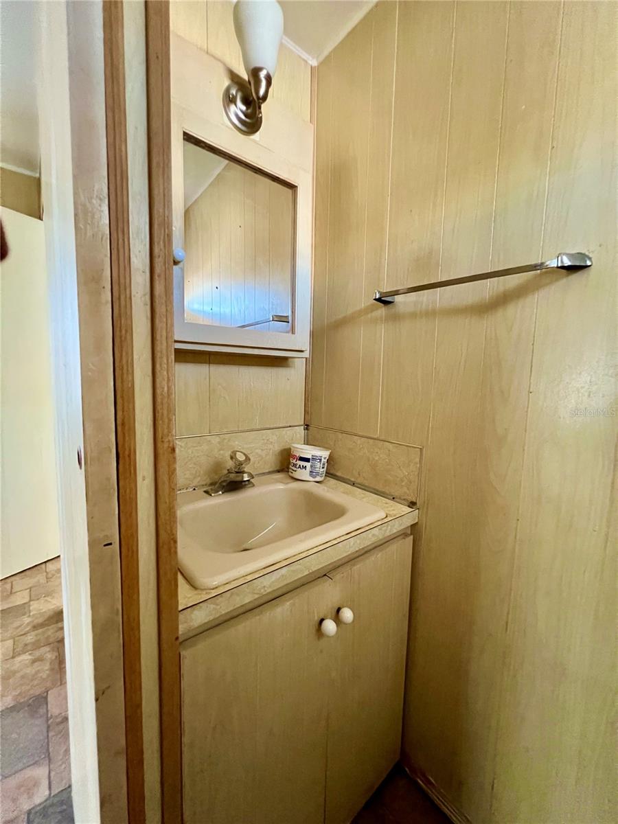 Image 19 of 33 For 2047 Kepner Drive