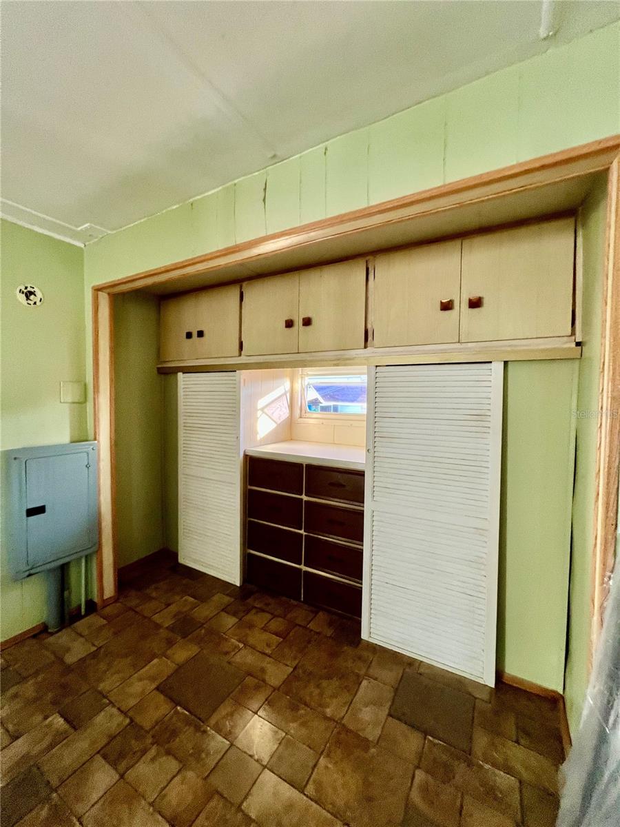 Image 31 of 33 For 2047 Kepner Drive