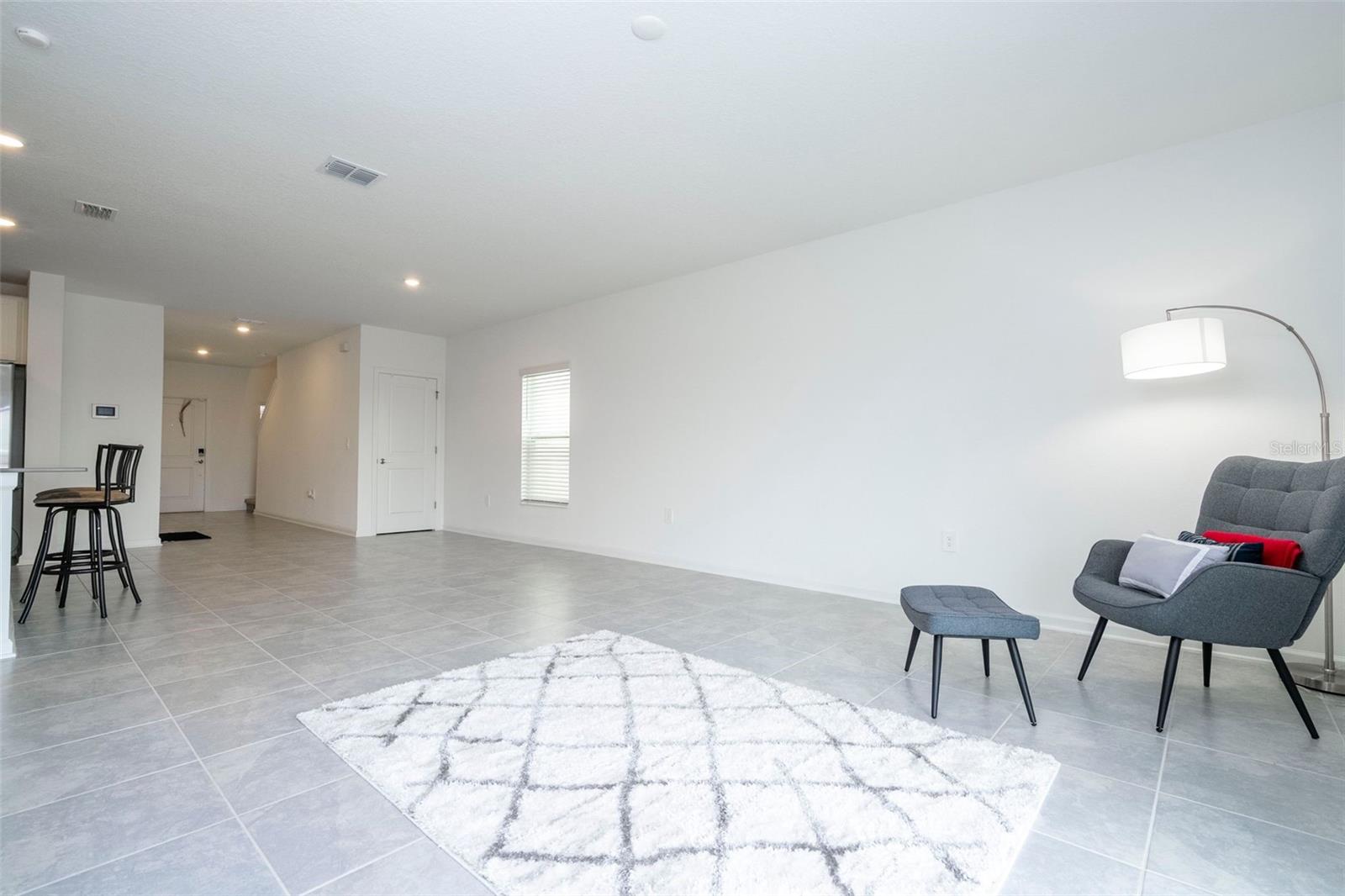 Image 21 of 48 For 668 Daring Drive