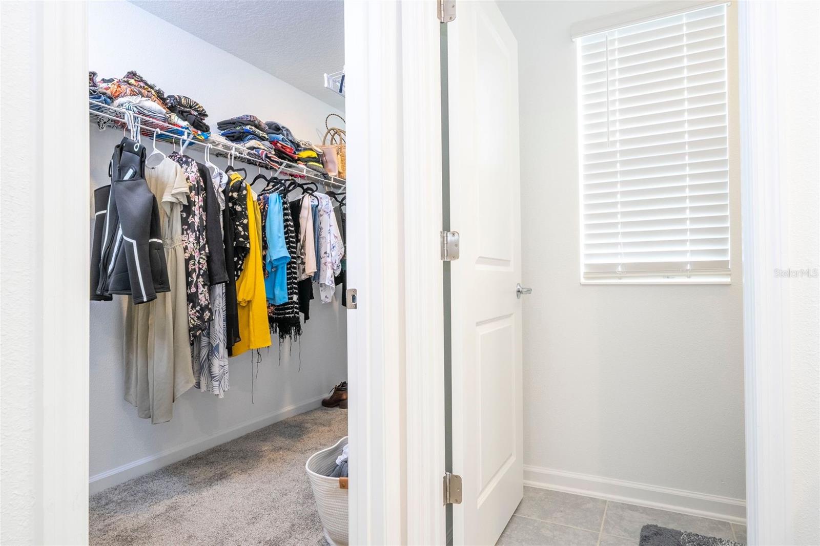 Image 27 of 48 For 668 Daring Drive