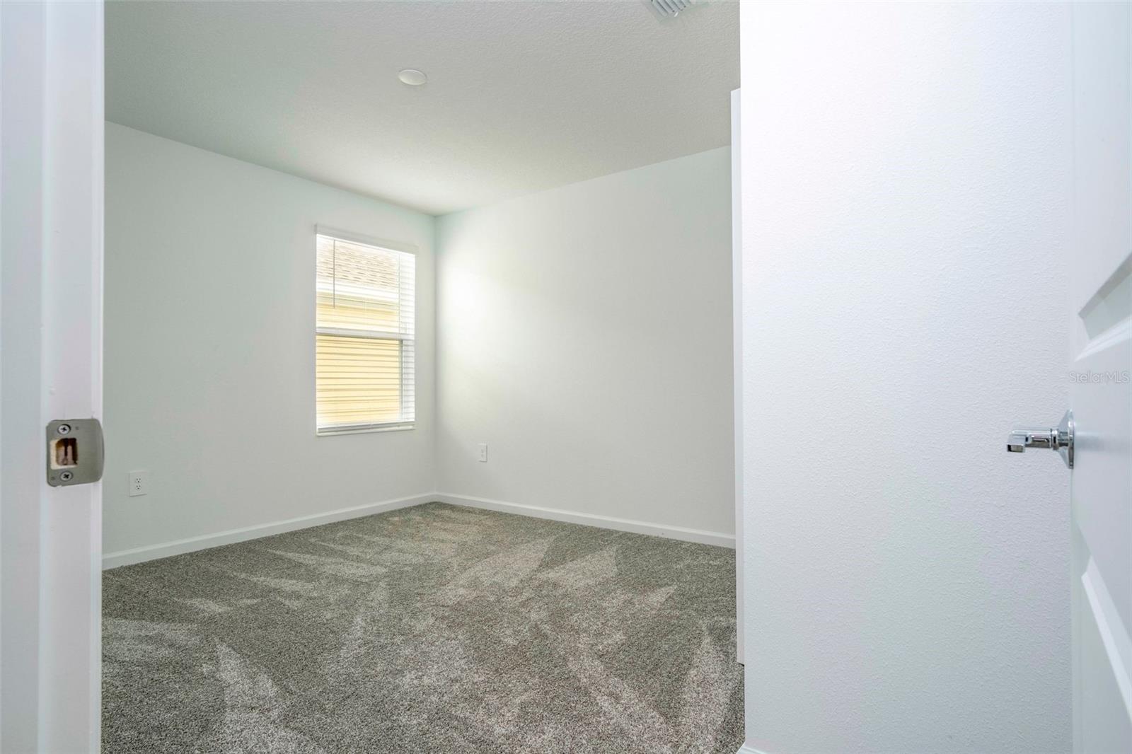 Image 28 of 48 For 668 Daring Drive