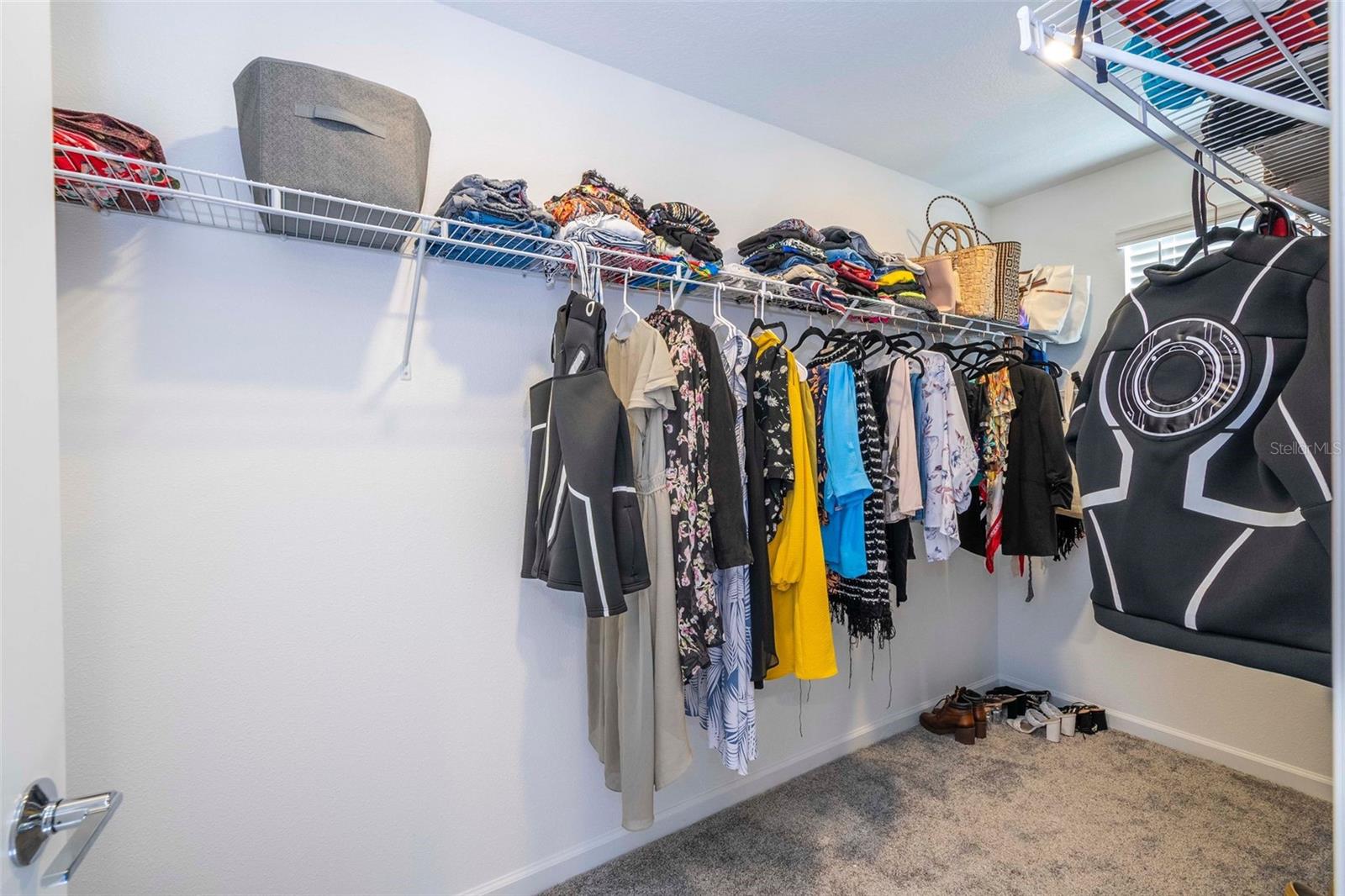 Image 29 of 48 For 668 Daring Drive