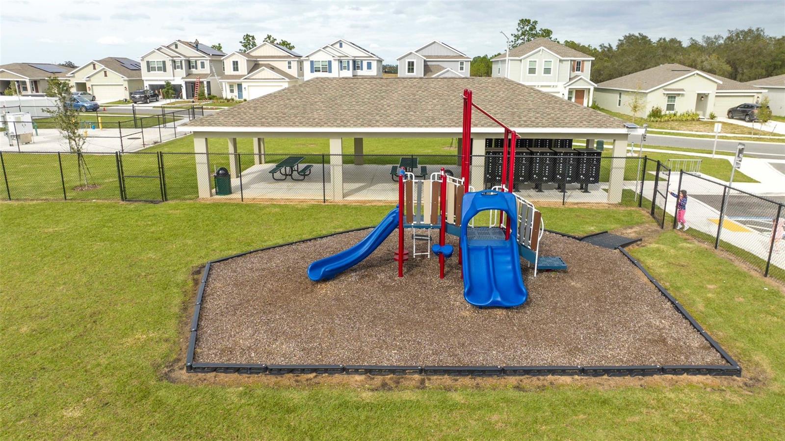 Image 44 of 48 For 668 Daring Drive