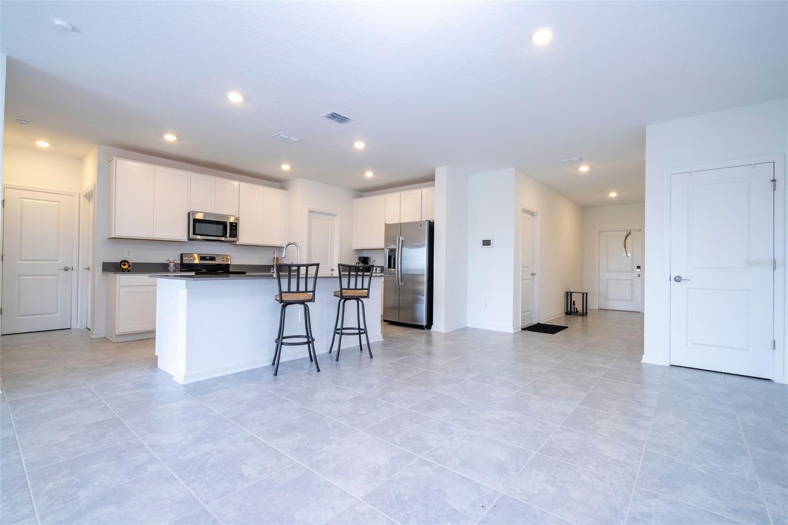 Image 5 of 48 For 668 Daring Drive