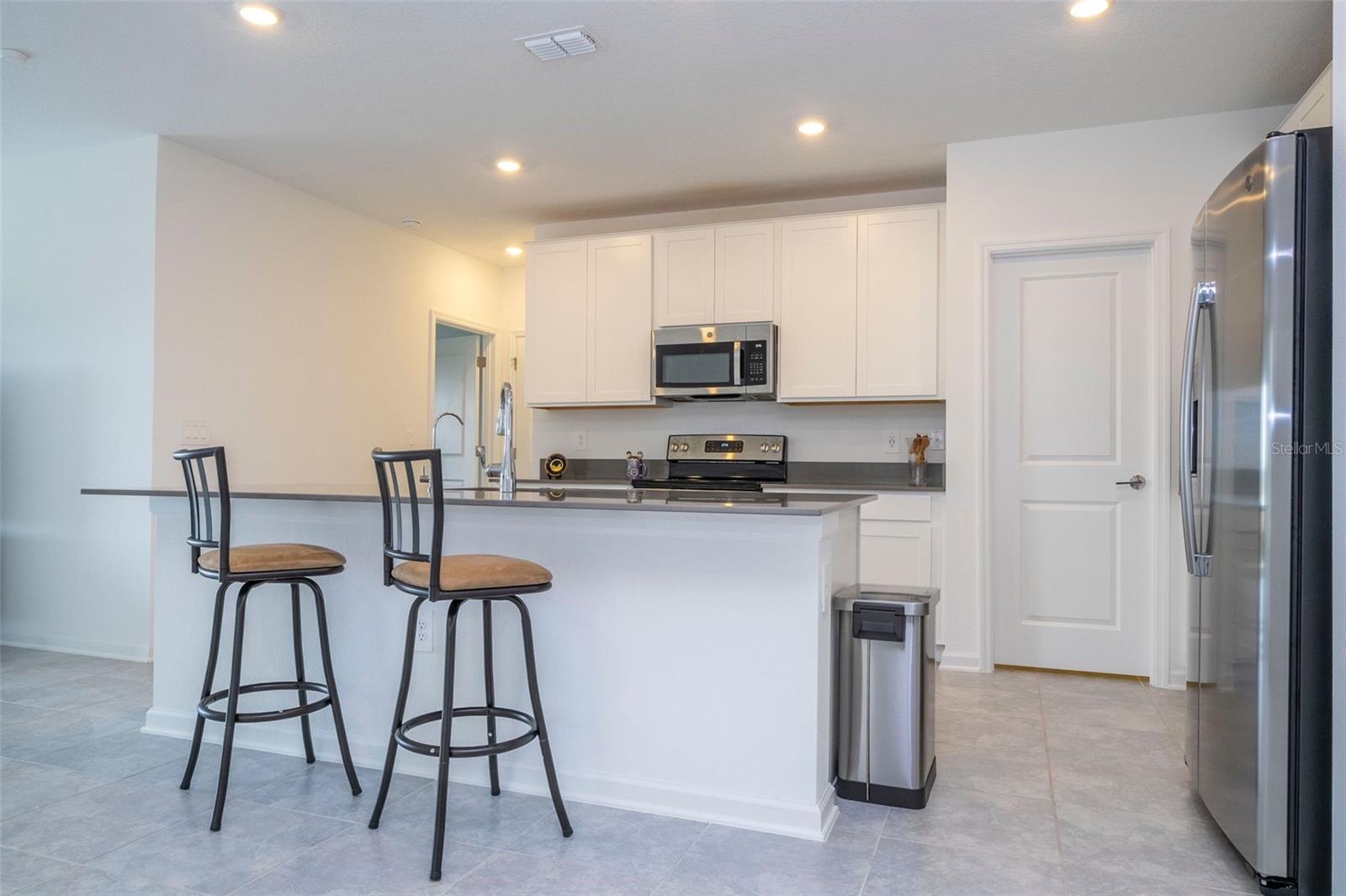 Image 6 of 48 For 668 Daring Drive