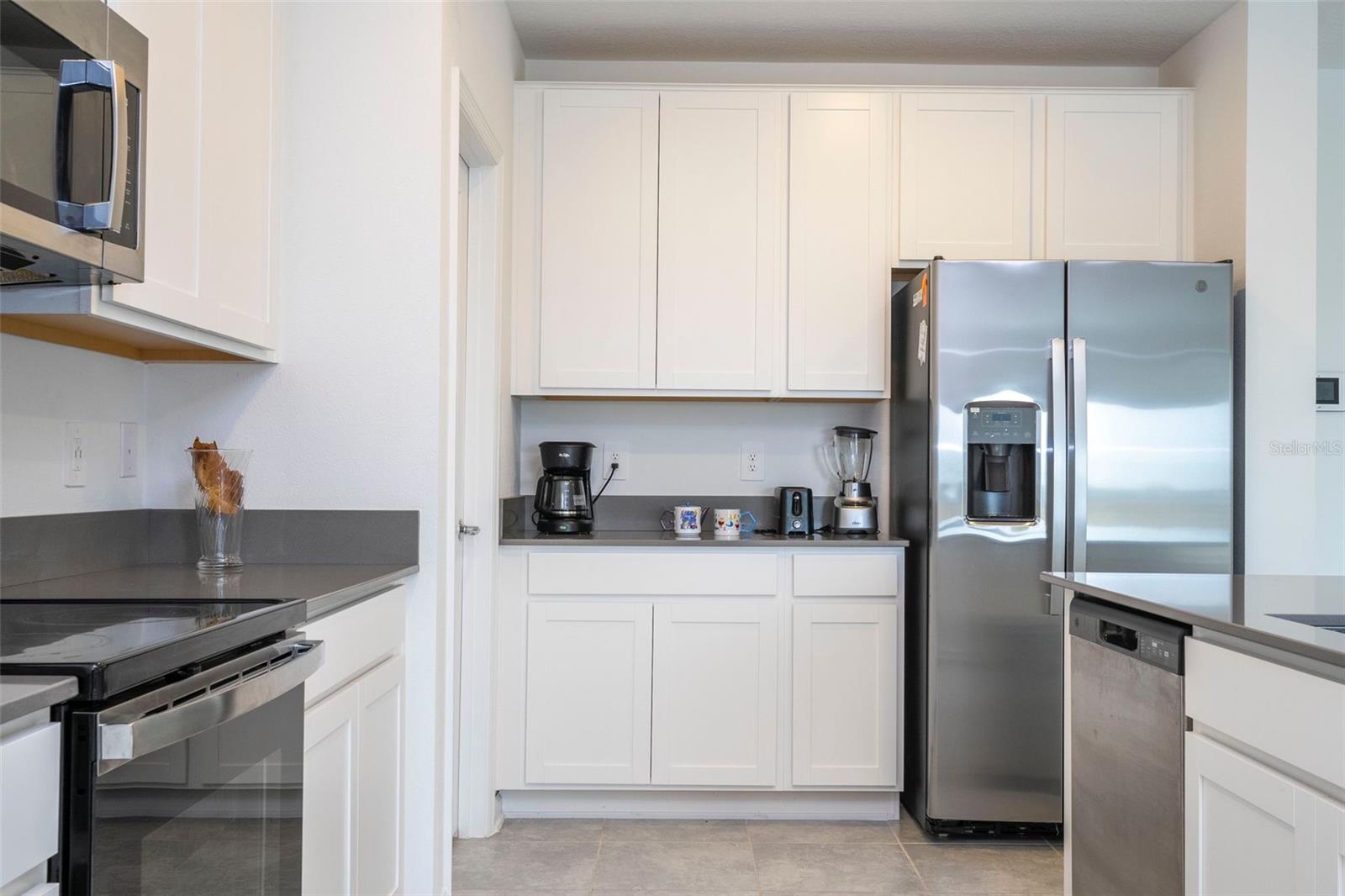 Image 9 of 48 For 668 Daring Drive