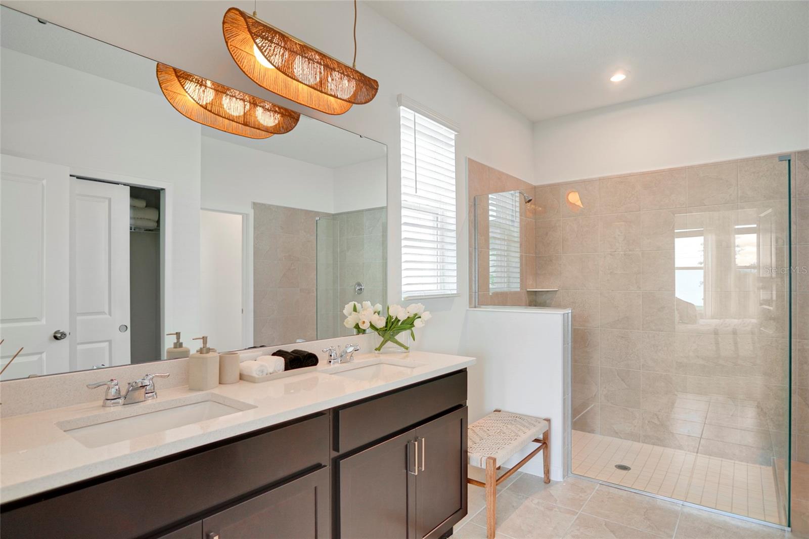 Image 6 of 70 For 9194 Seascape Cove