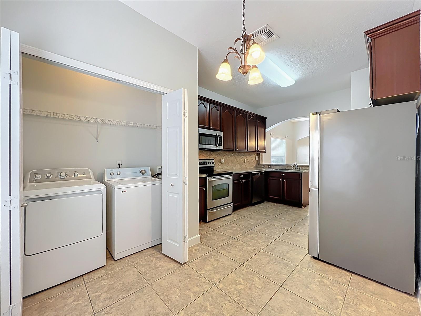 Image 17 of 58 For 16178 Old Ash Loop