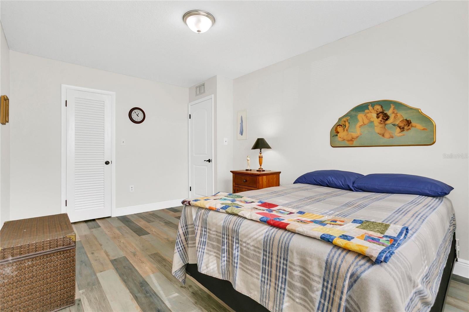 Image 11 of 34 For 160 Bounty Street A1-101