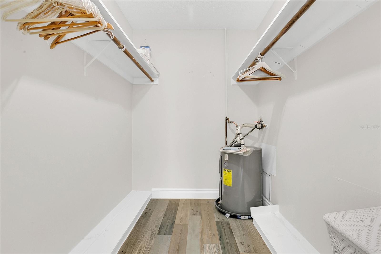 Image 15 of 34 For 160 Bounty Street A1-101