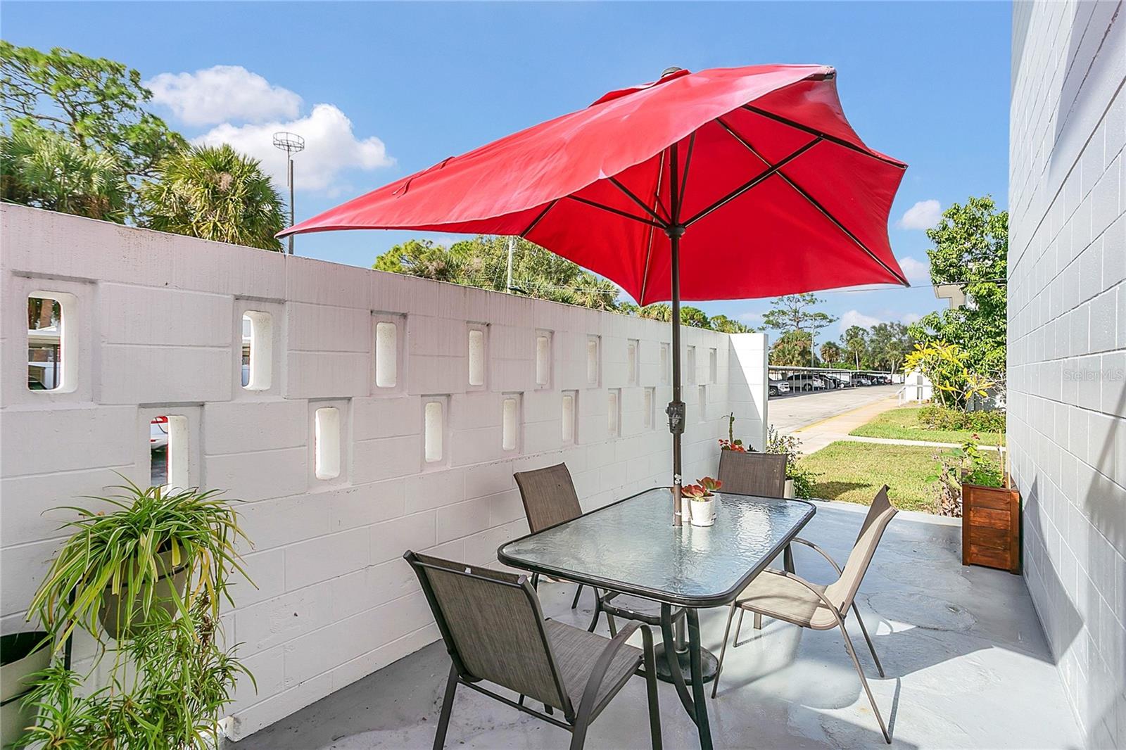 Image 17 of 34 For 160 Bounty Street A1-101