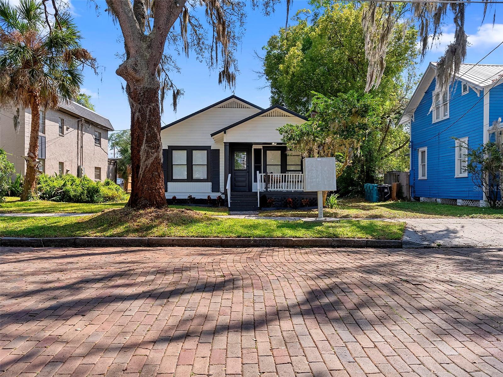 Image 17 of 17 For 412 Harwood Street 1