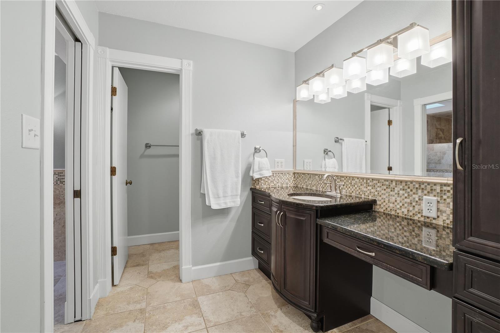 Image 26 of 60 For 1711 Barcelona Way