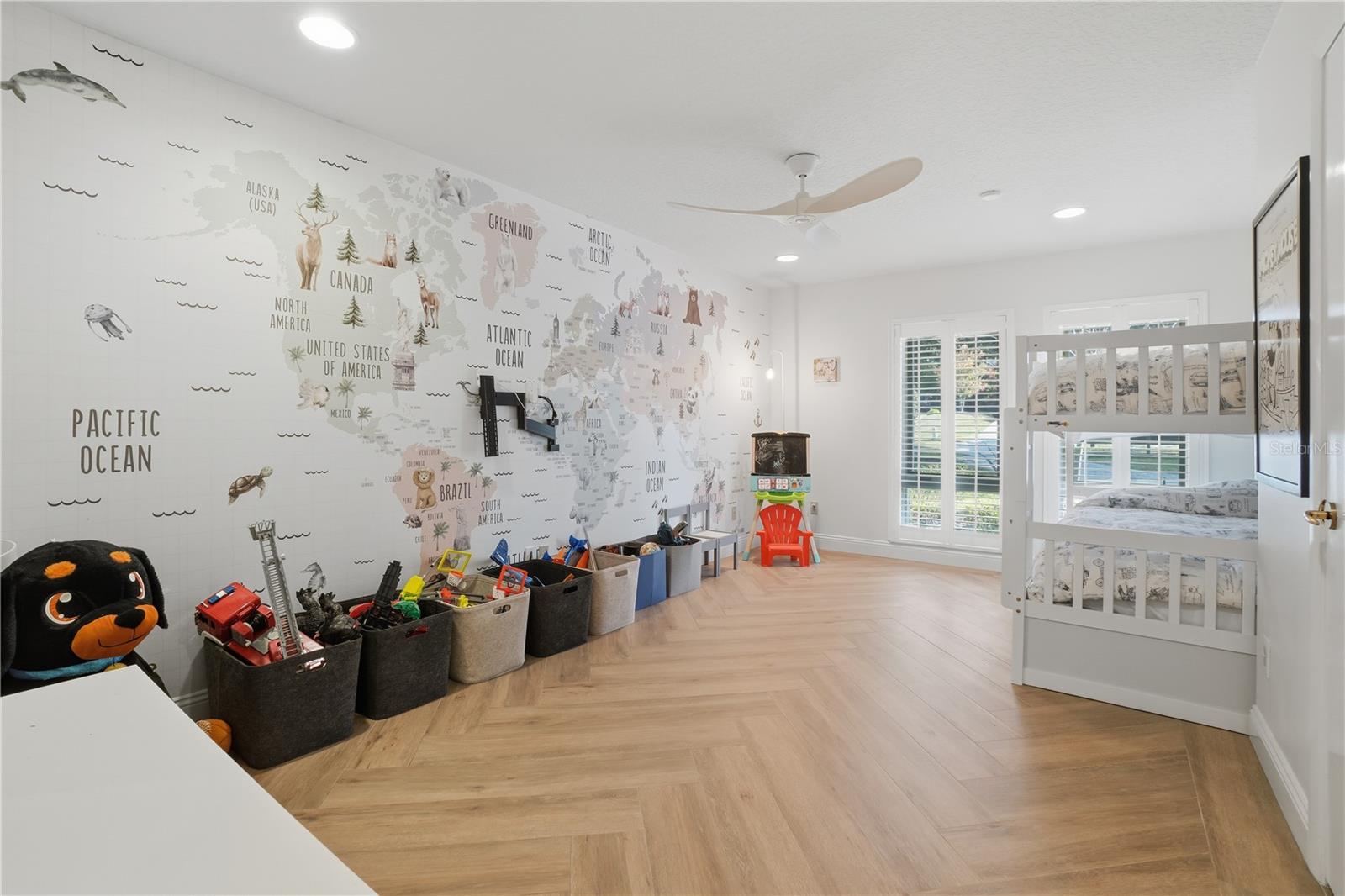 Image 30 of 60 For 1711 Barcelona Way