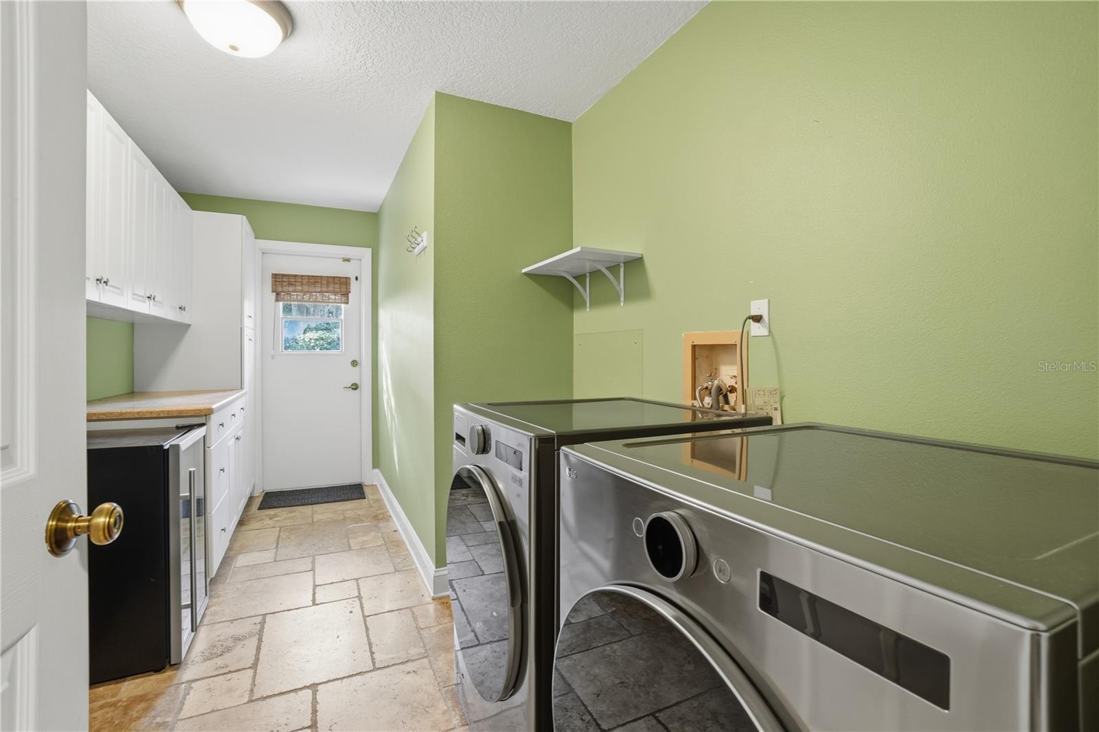 Image 36 of 60 For 1711 Barcelona Way