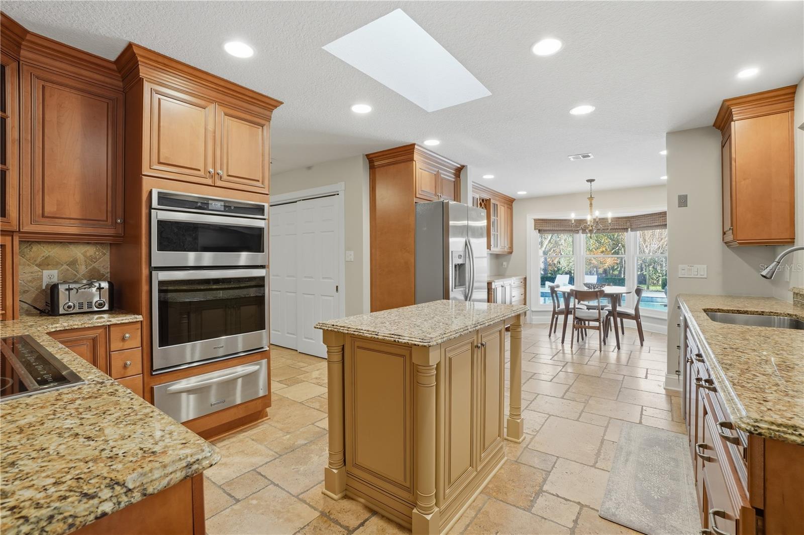 Image 8 of 60 For 1711 Barcelona Way