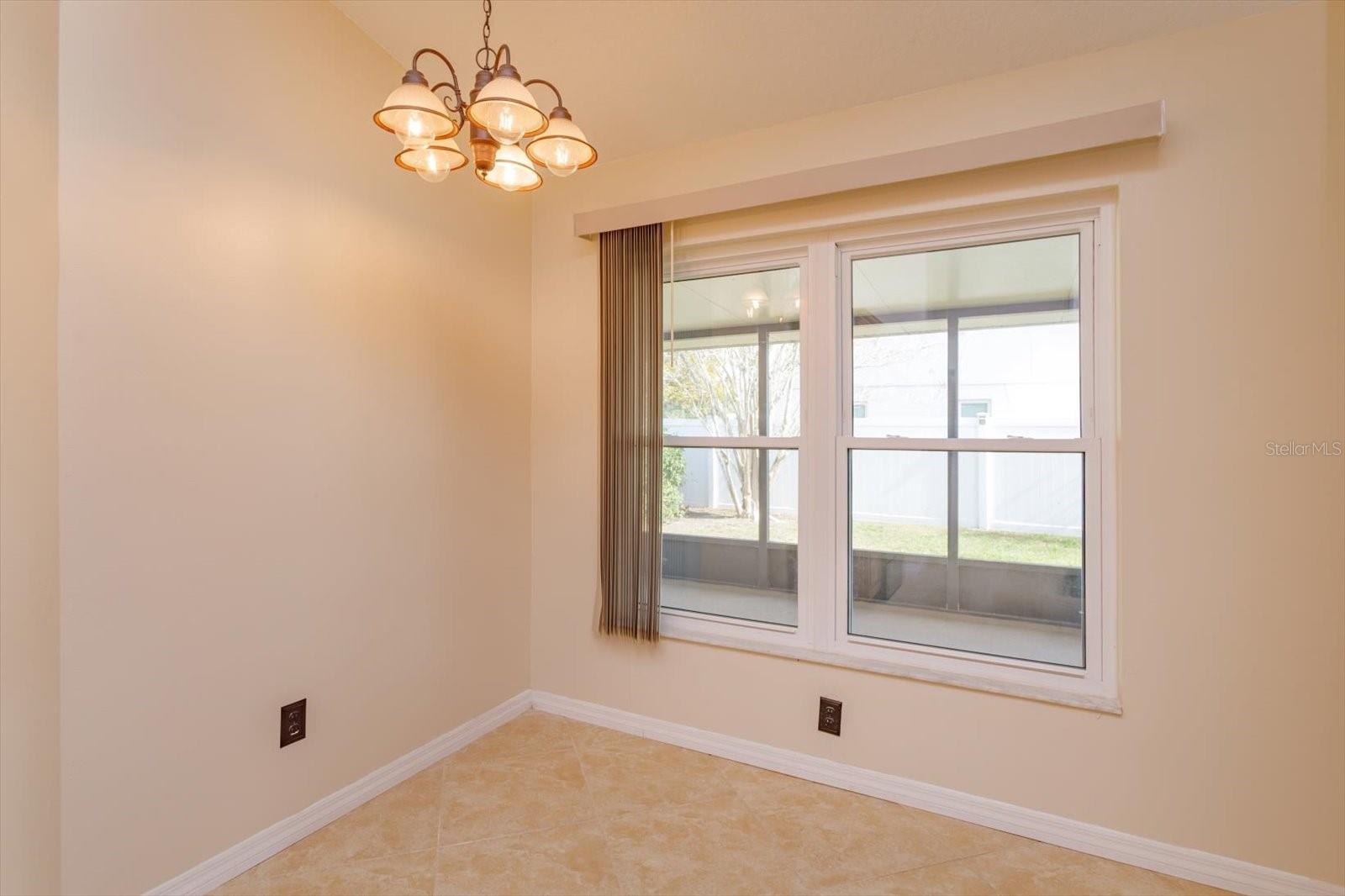 Image 11 of 25 For 3711 Linsbury Street