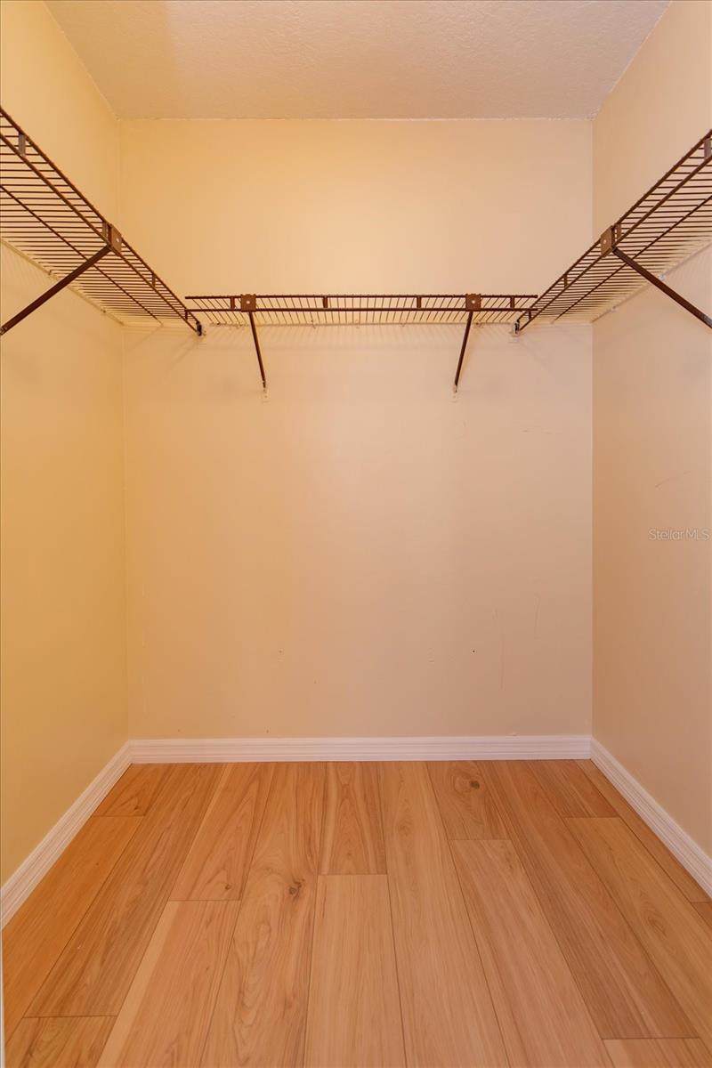 Image 17 of 25 For 3711 Linsbury Street