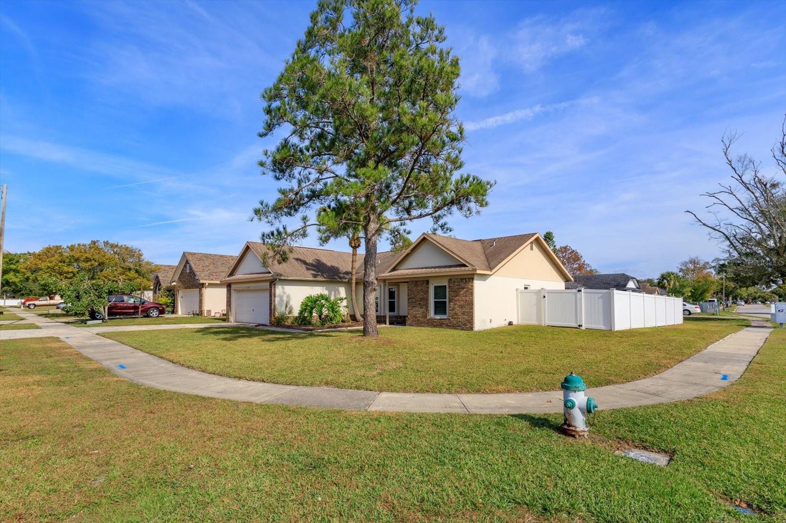 Image 2 of 25 For 3711 Linsbury Street