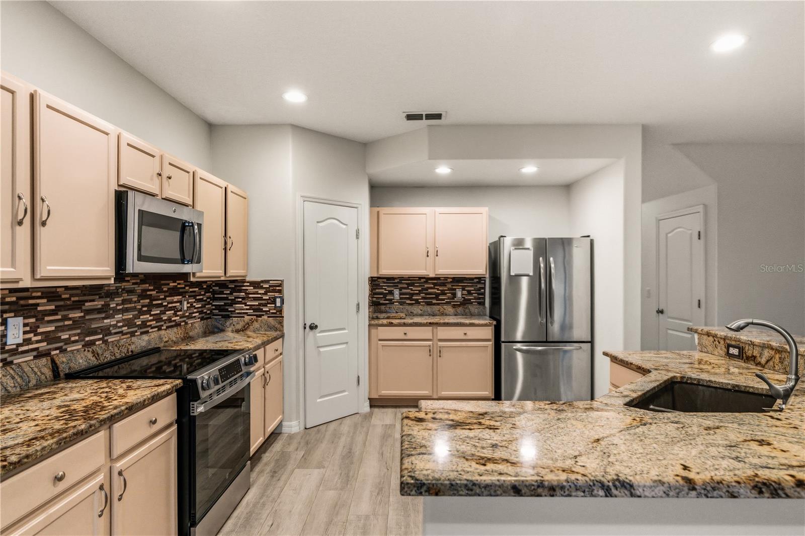 Image 5 of 47 For 19214 Briercrest Trail