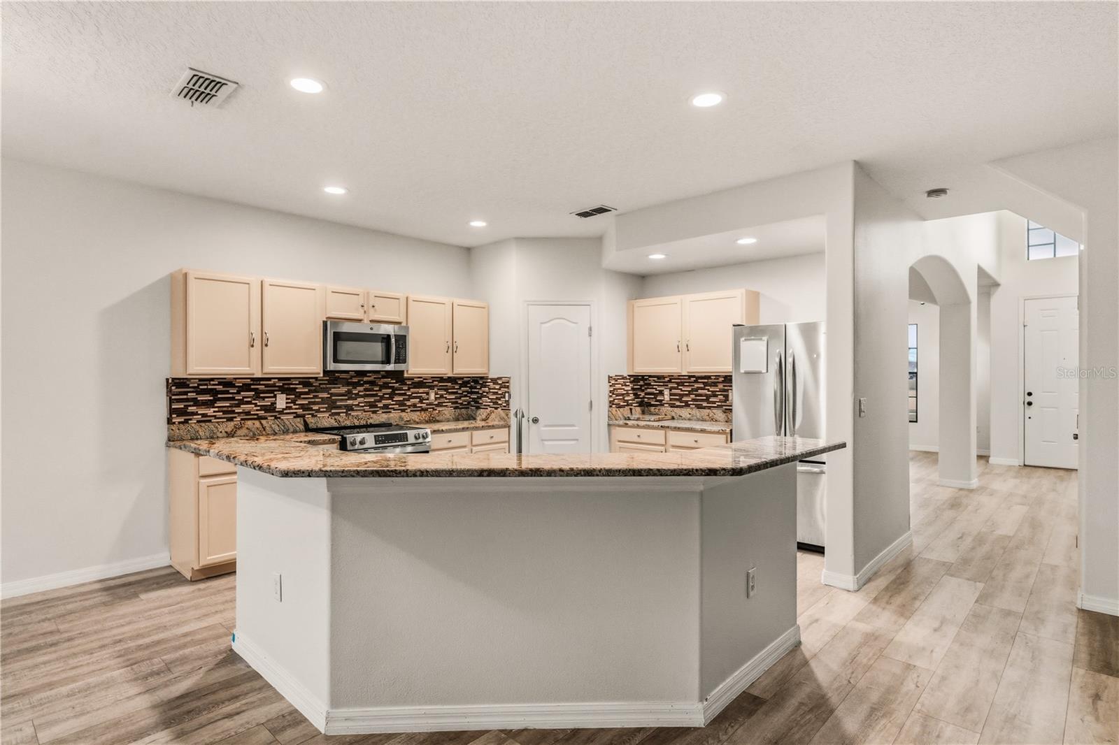 Image 7 of 47 For 19214 Briercrest Trail