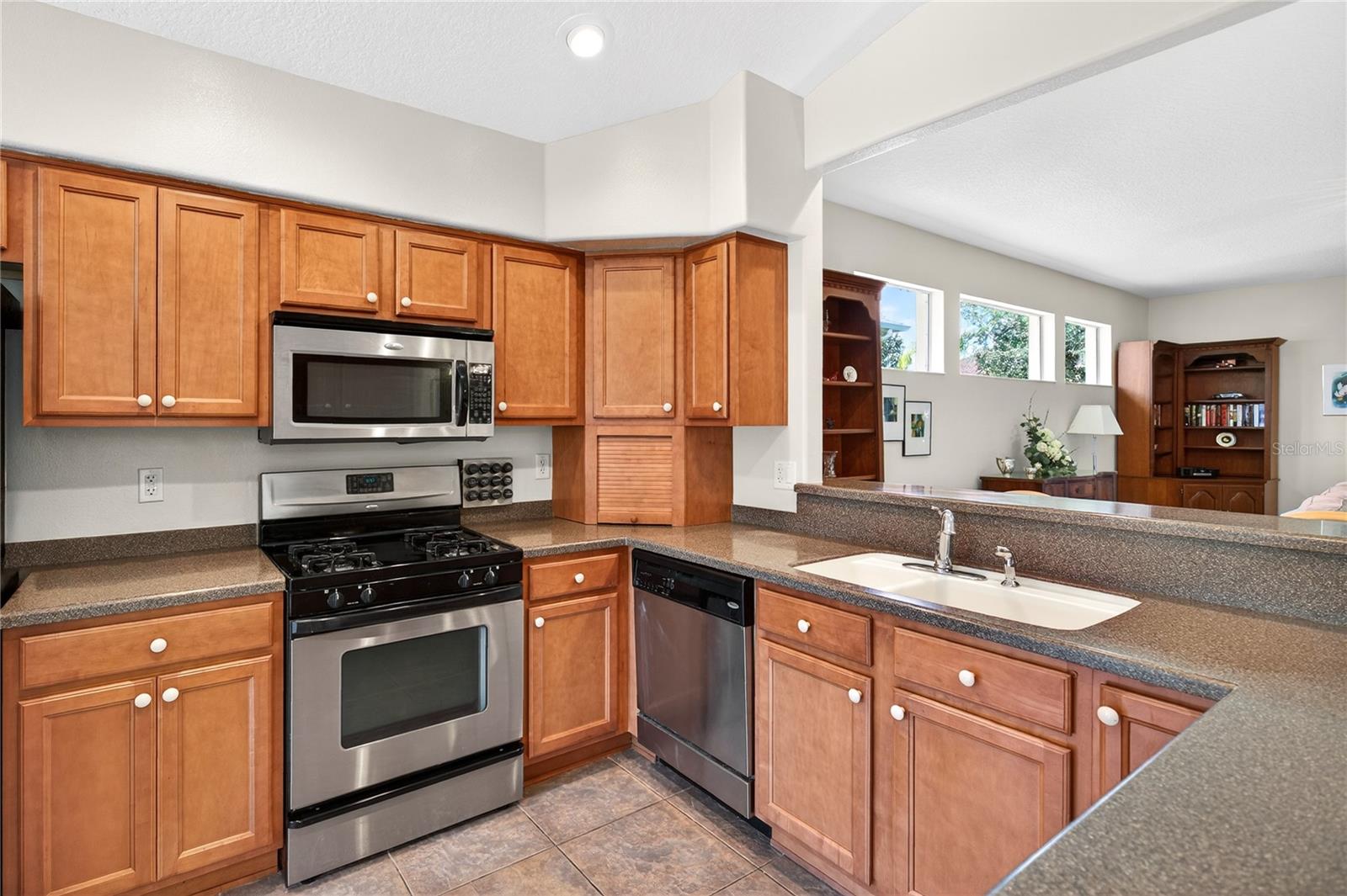 Image 9 of 56 For 3003 New Haven Place