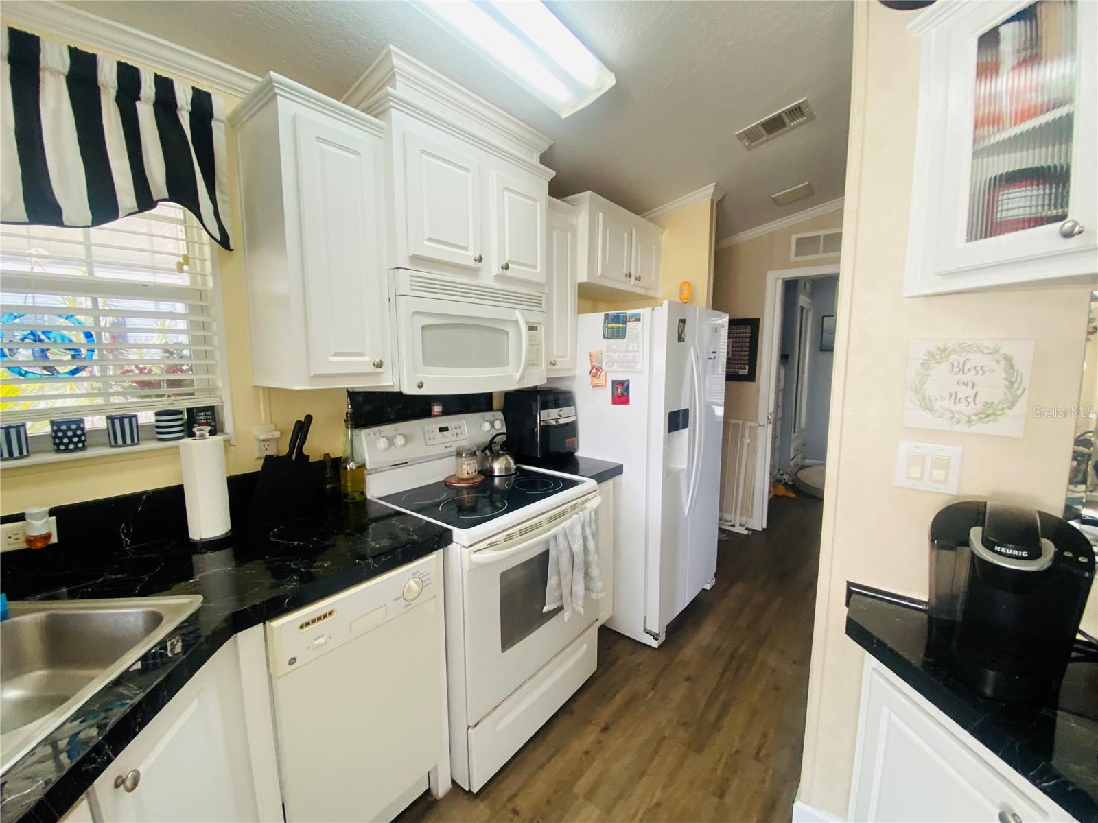 Image 18 of 51 For 300 Royal Troon Loop