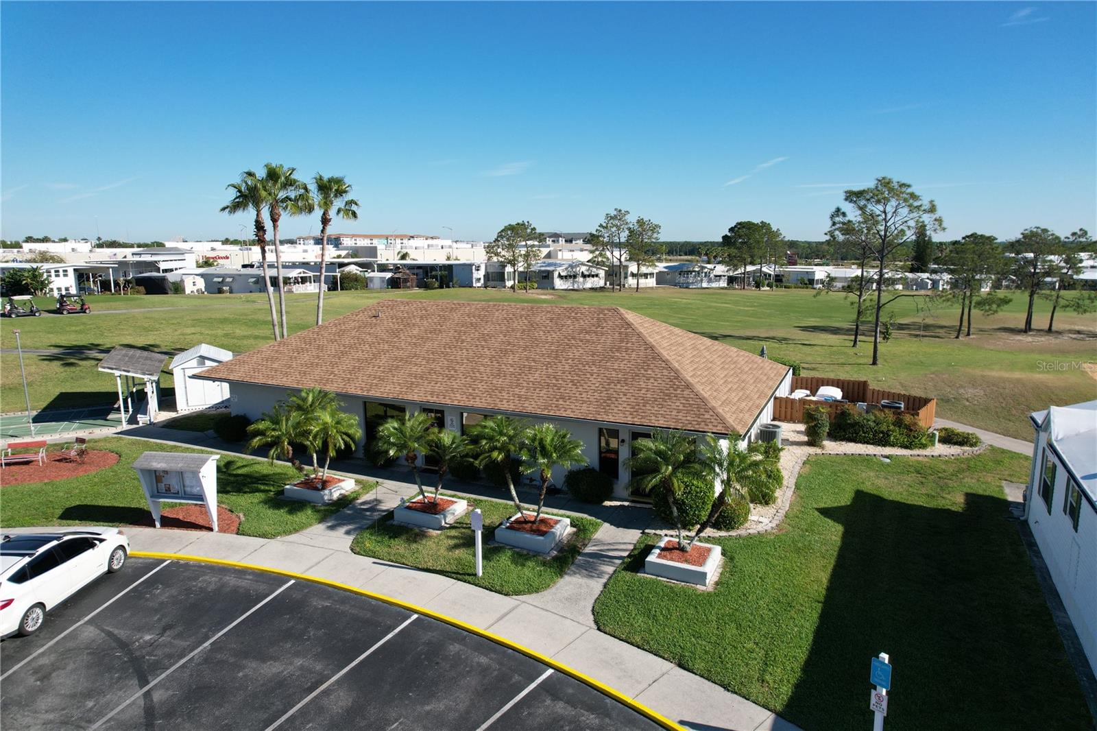 Image 36 of 51 For 300 Royal Troon Loop