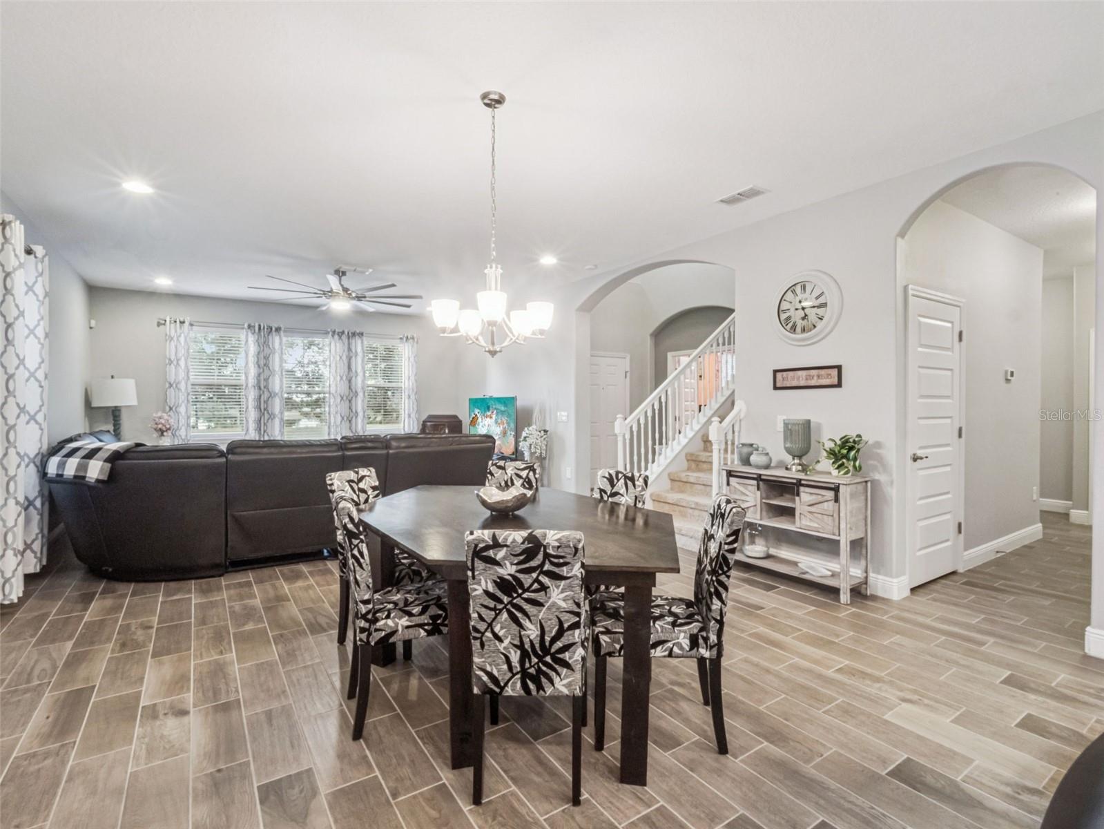 Image 13 of 57 For 8613 Bayview Crossing Drive