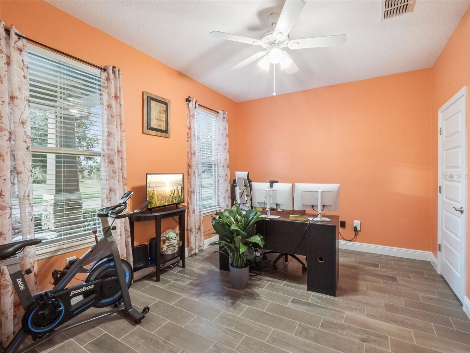 Image 20 of 57 For 8613 Bayview Crossing Drive