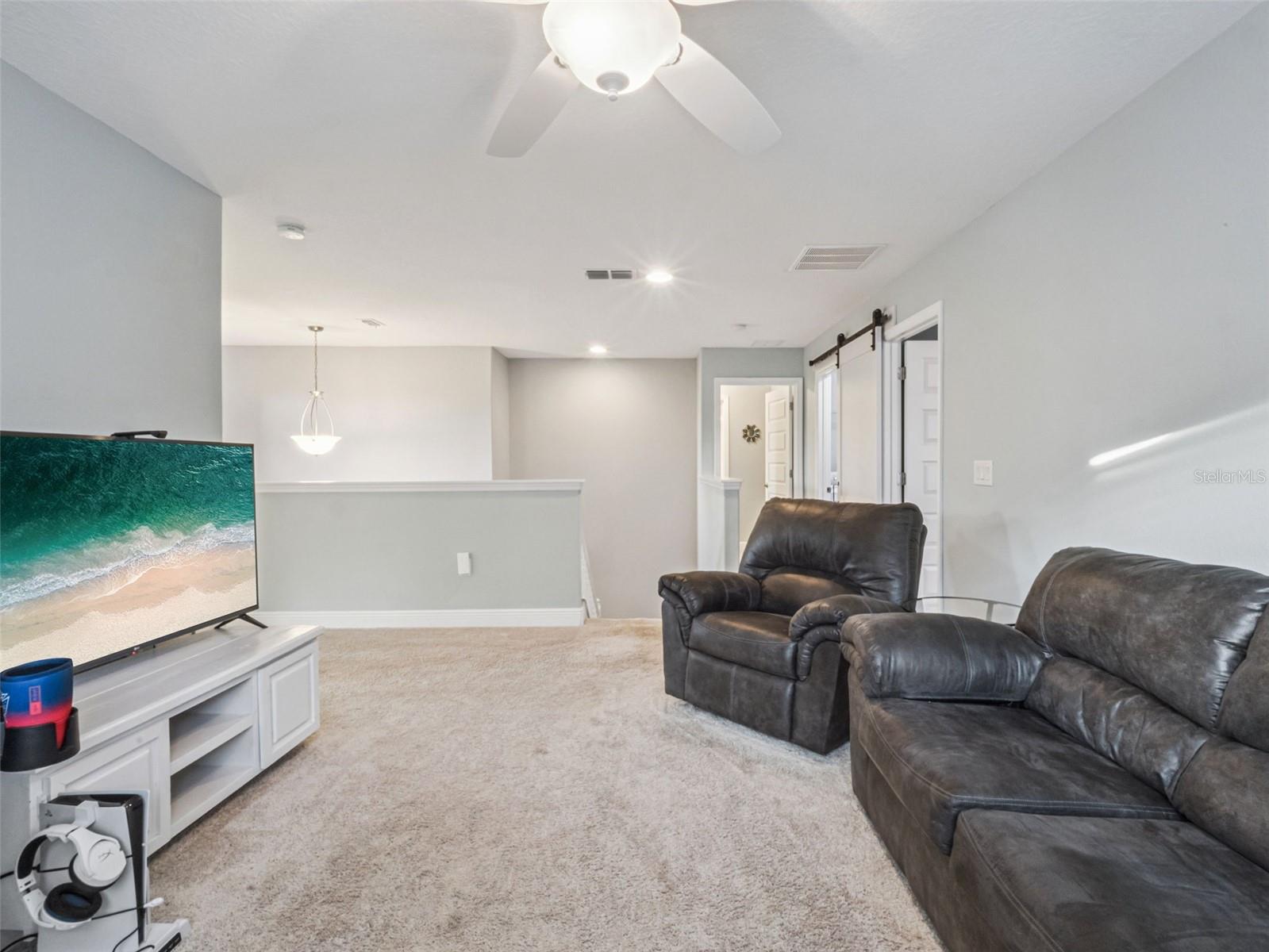 Image 21 of 57 For 8613 Bayview Crossing Drive