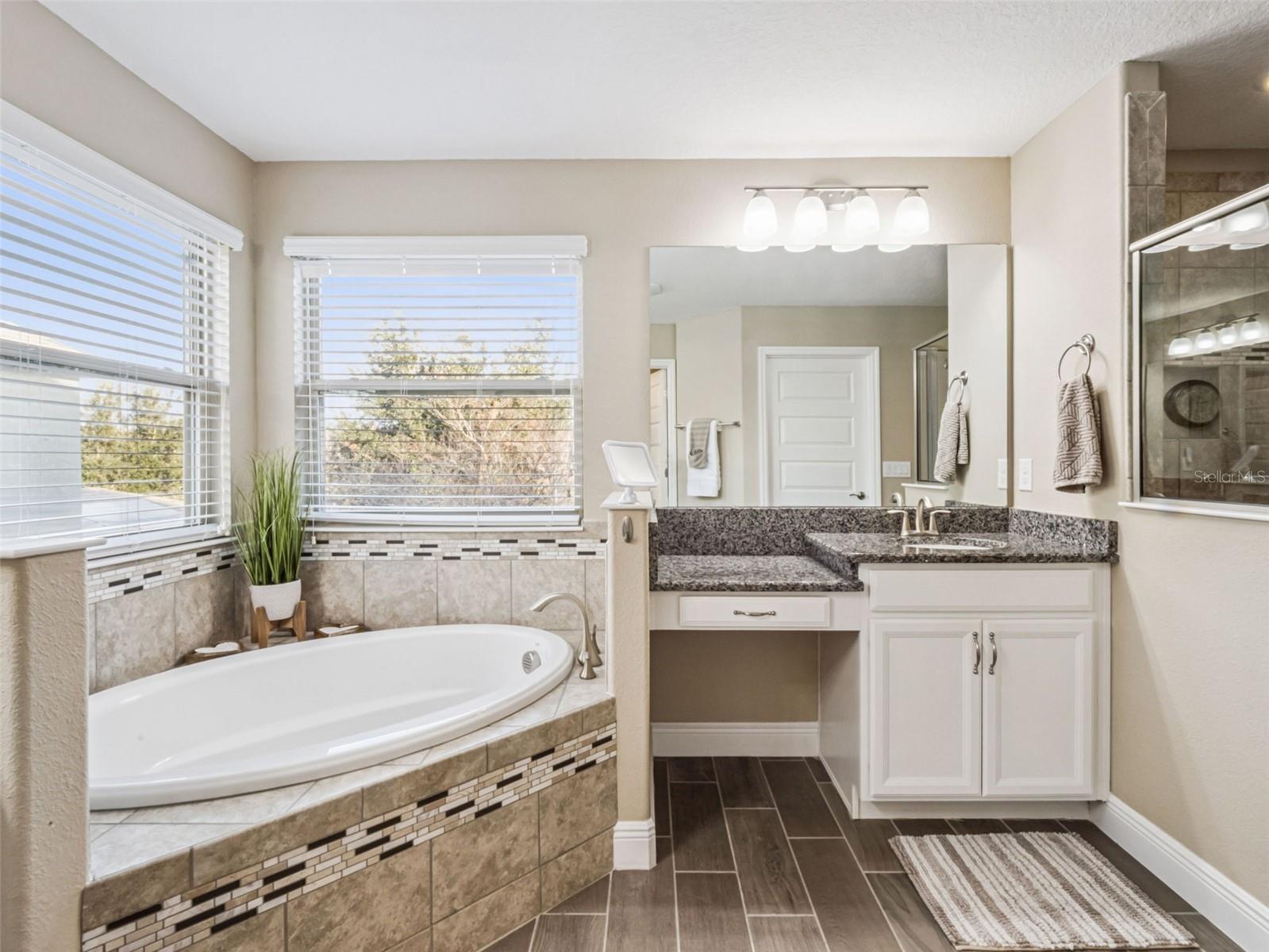 Image 27 of 57 For 8613 Bayview Crossing Drive