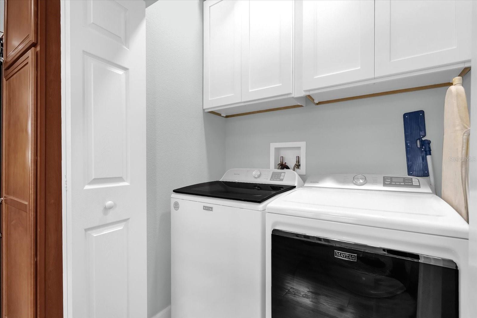 Image 26 of 30 For 22020 Belgian Court