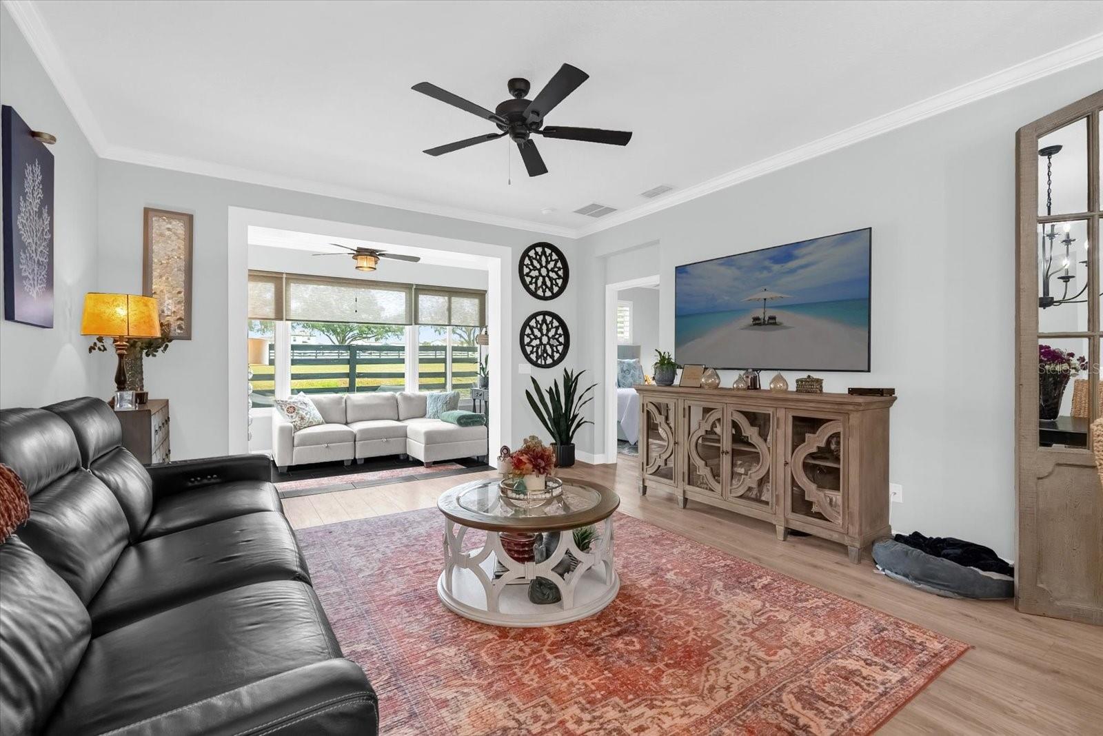 Image 4 of 30 For 22020 Belgian Court