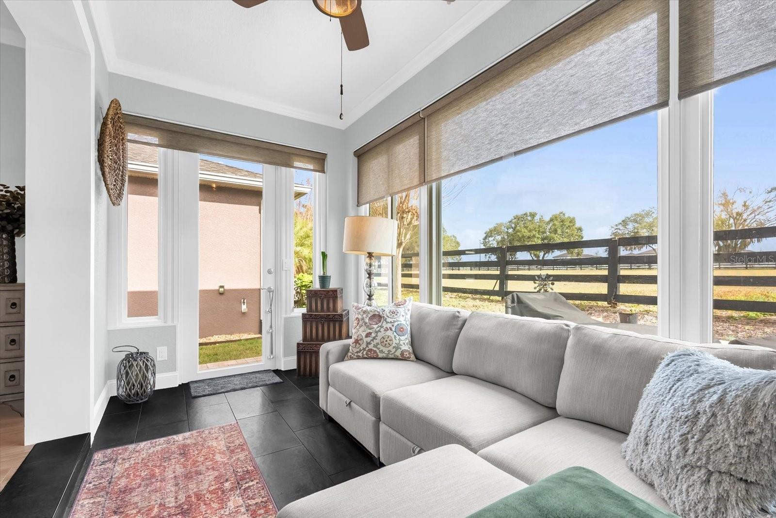 Image 6 of 30 For 22020 Belgian Court