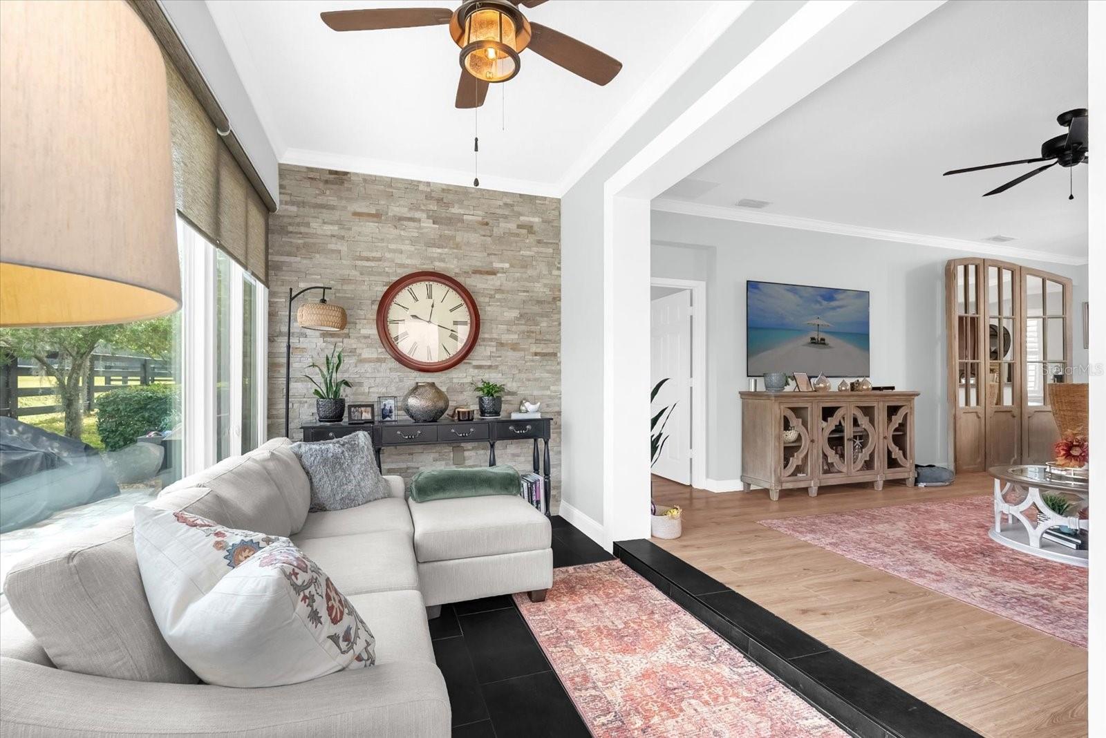 Image 7 of 30 For 22020 Belgian Court