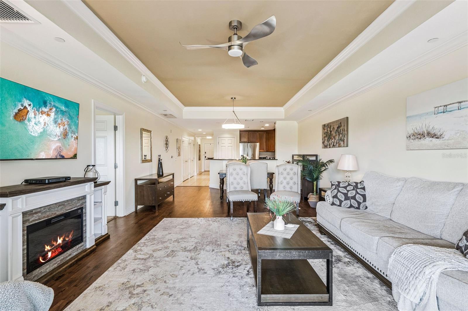 Image 3 of 67 For 1356 Centre Court Drive 202