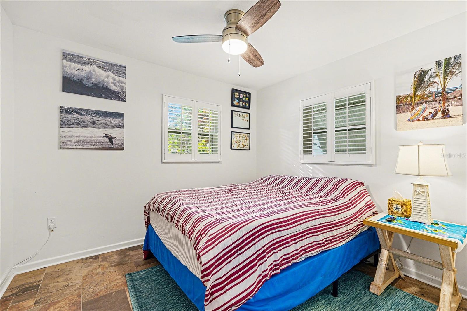 Image 15 of 30 For 206 Harbor Drive