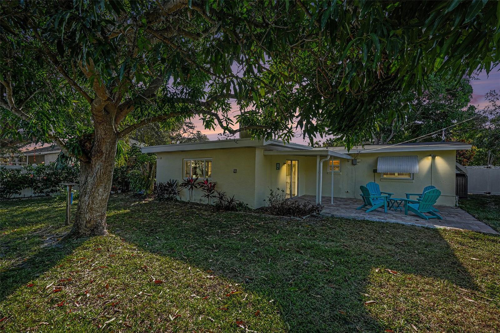 Image 24 of 30 For 206 Harbor Drive