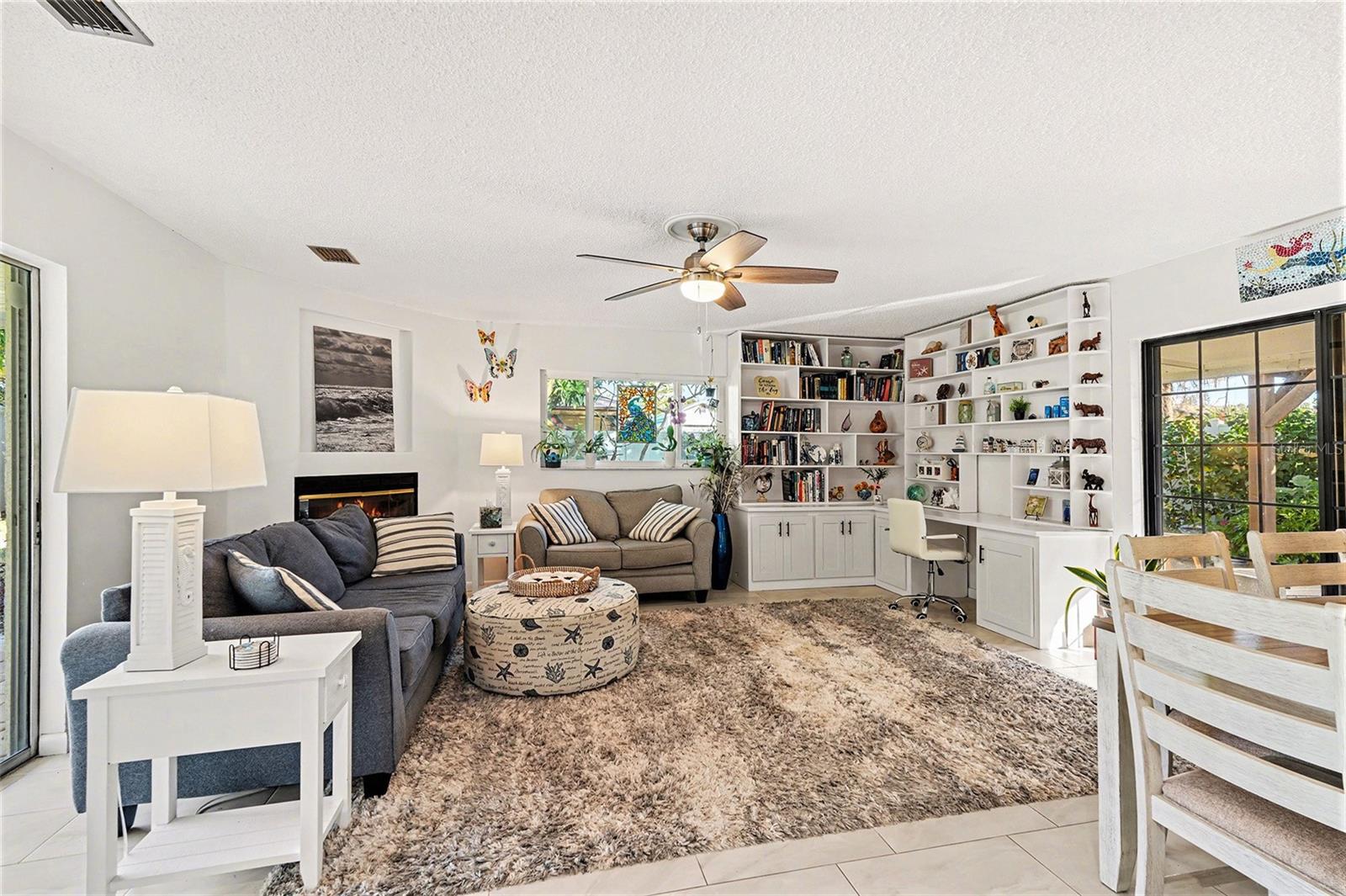 Image 5 of 30 For 206 Harbor Drive