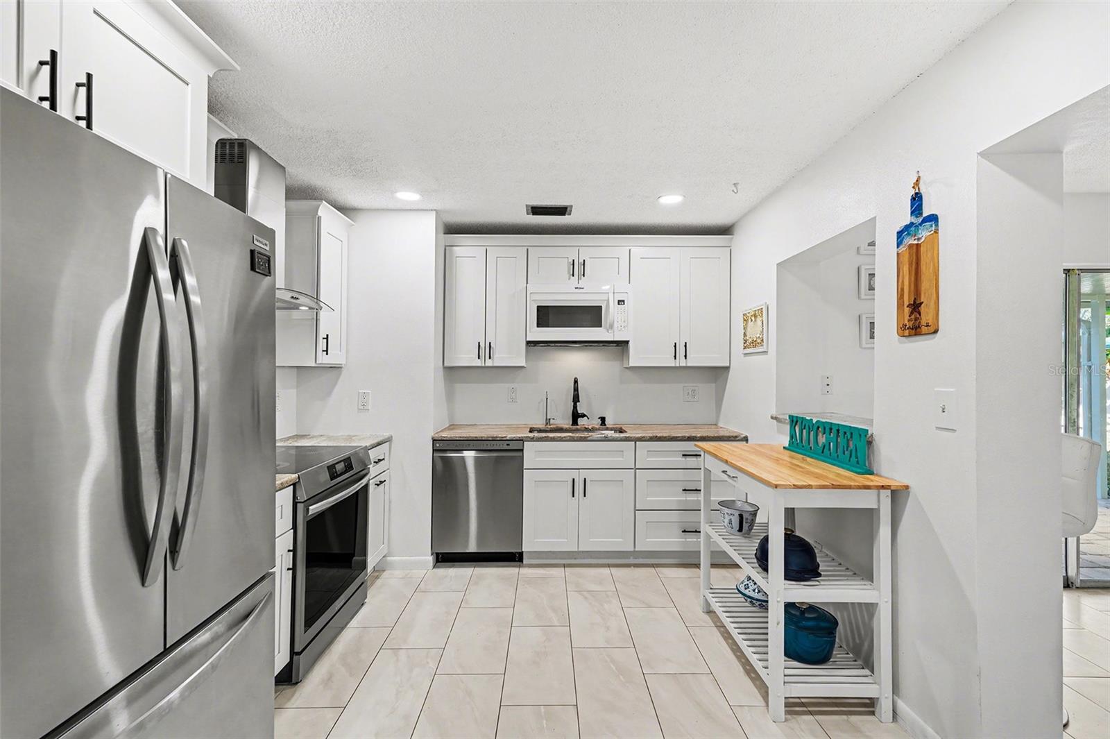 Image 9 of 30 For 206 Harbor Drive