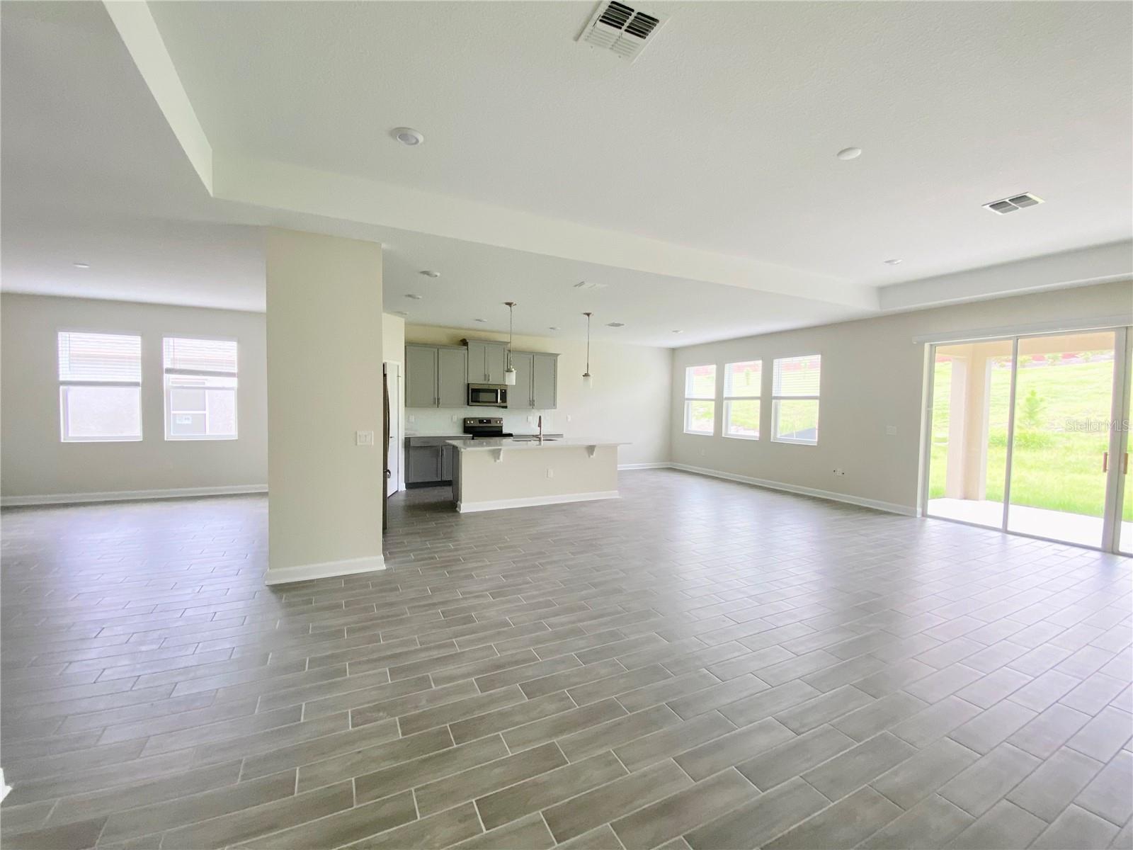 Image 4 of 40 For 2768 Norway Maple Court