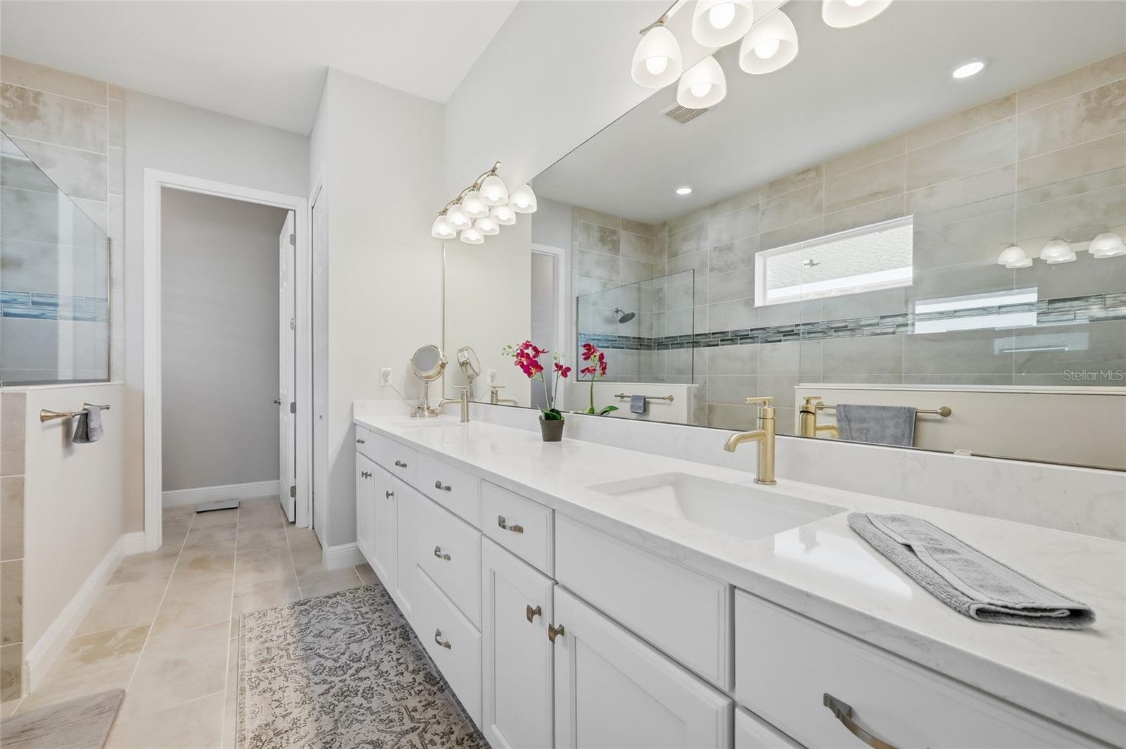 Image 30 of 52 For 2154 Wallingford Loop