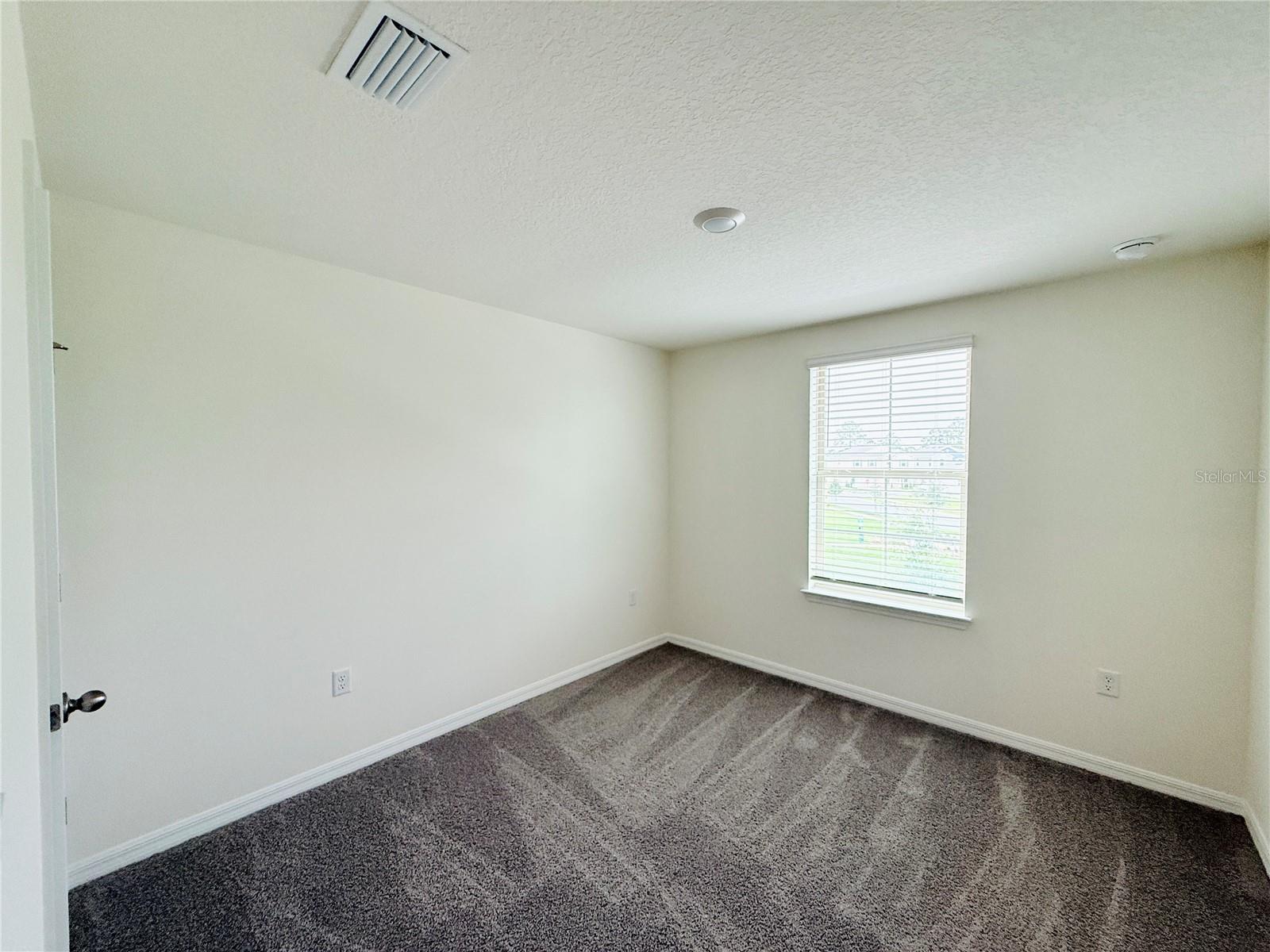 Image 12 of 37 For 16311 Lakelet Alley